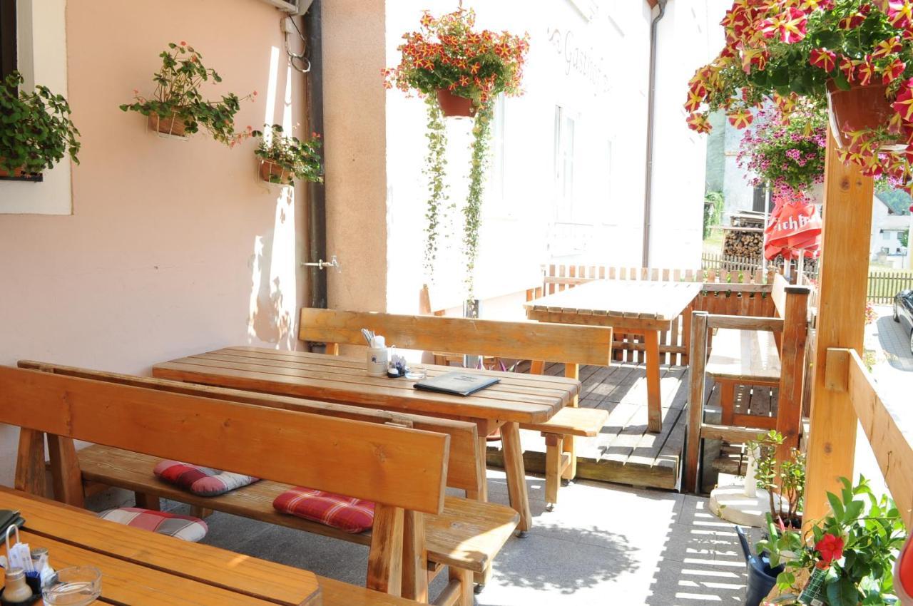 Gasthaus Felsenwastl Essing Exterior foto
